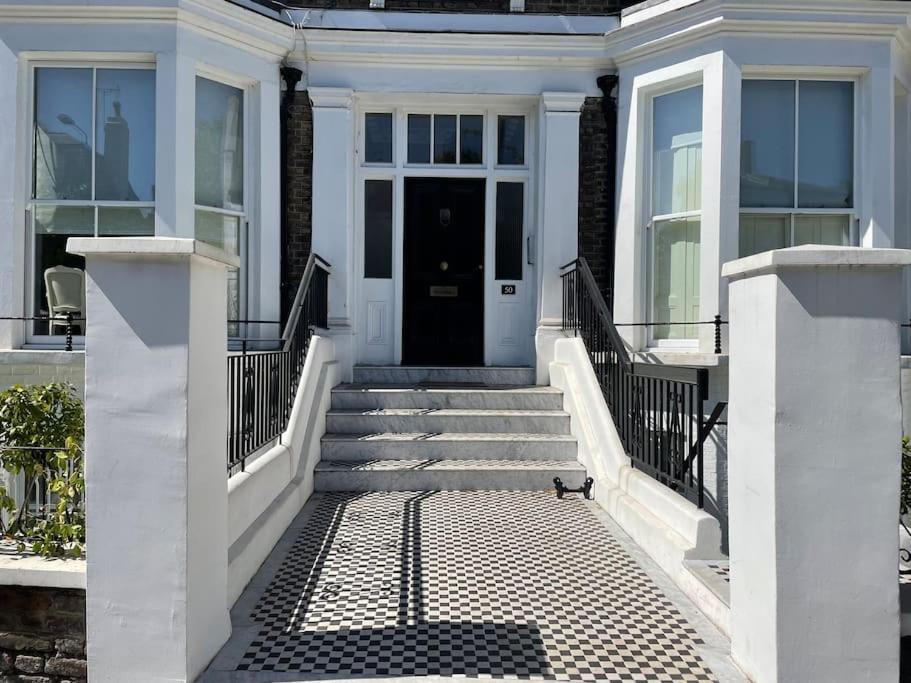 Stylish 3-Bedroom Flat In Kensington London Bagian luar foto